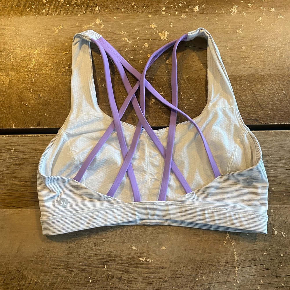 Lululemon Free to Be Serene Sports Bra Size 6
